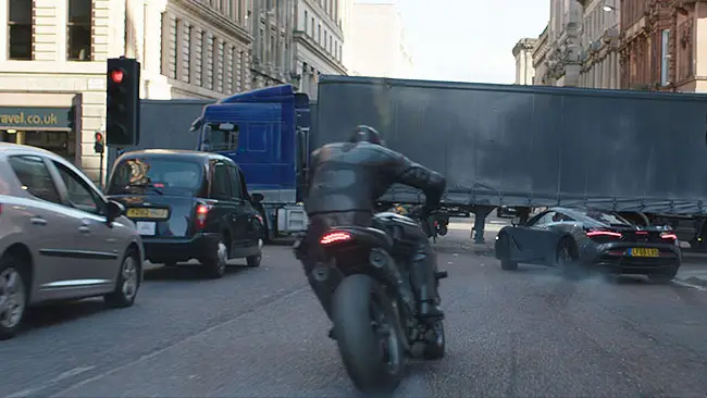 Hobbs & Shaw (High-Speed Motorcycle Chase)
