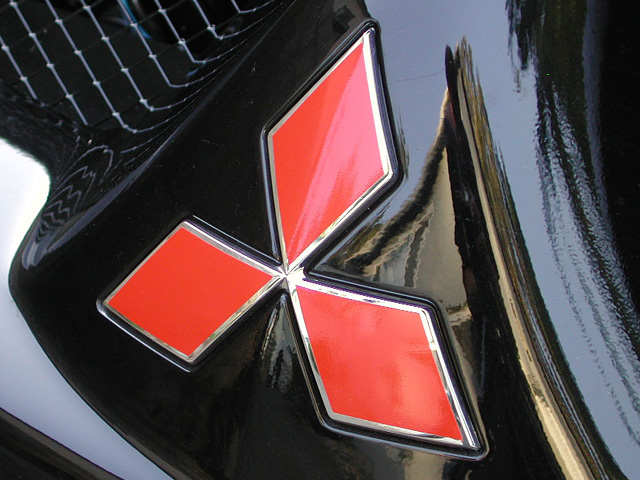 Emblema de Mitsubishi 640x480