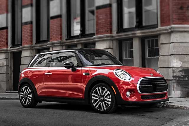 10 Best 3-Cylinder Cars: 8. MINI Hardtop