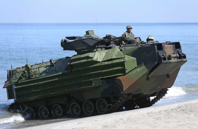 Best Amphibious Military Vehicles: AAVP-7A1