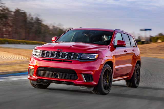 10 Best Jeep Models of All Time: 3. 2018 Jeep Grand Cherokee Trackhawk