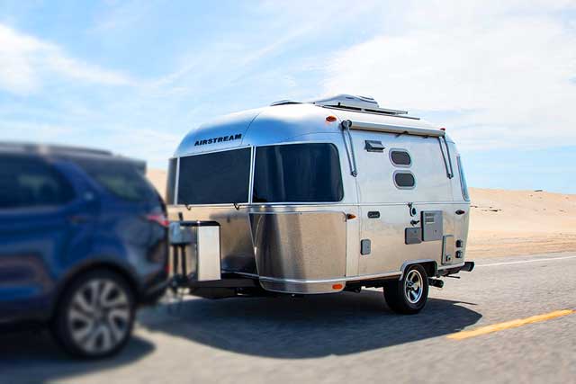 7 Best Lightweight Travel Trailers: Airstream