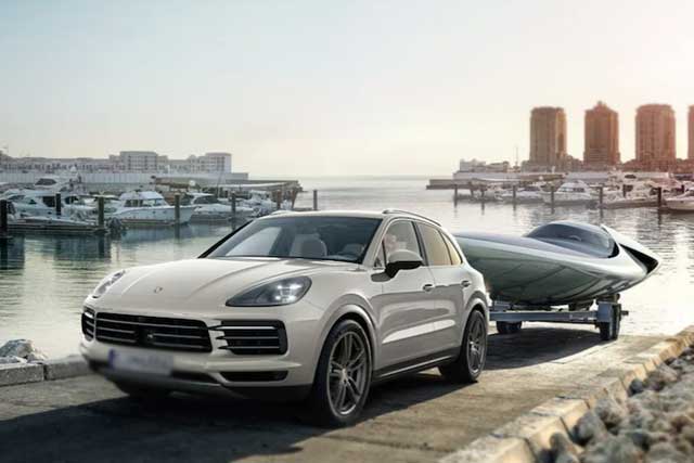 The 7 Best Midsize SUVs for Towing: Porsche Cayenne