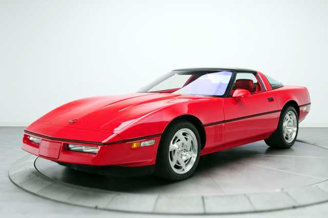 The 10 Best Muscle Cars from the '90s: 10. 1990 Chevrolet Corvette ZR-1