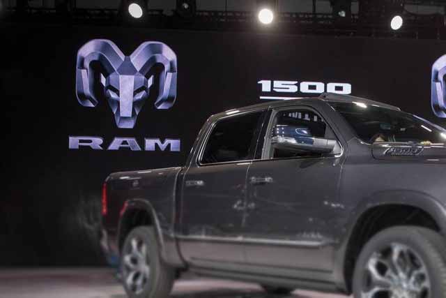 Top 10 Best-Selling SUVs in Canada in 2019: #7. Ram