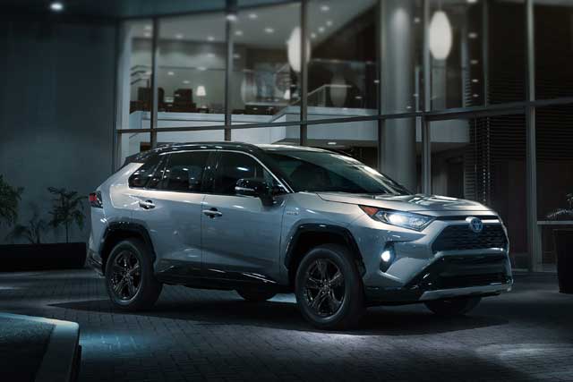 Top 10 Best-Selling SUVs in Canada in 2019: #1. Toyota RAV4