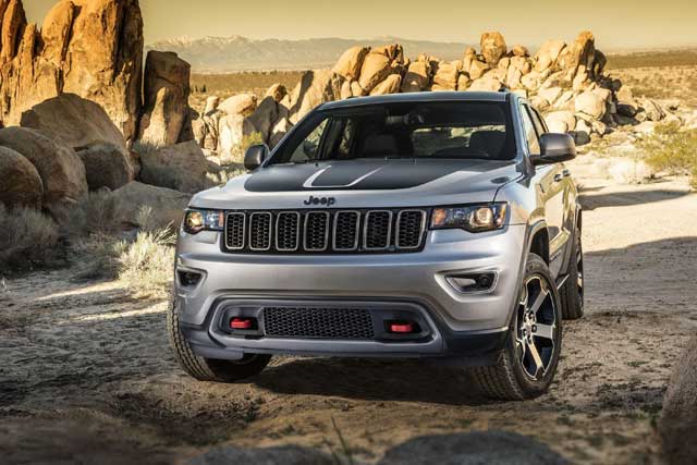 The Top 10 Best-Selling SUVs in the U.S. in 2020: #7. Jeep Grand Cherokee