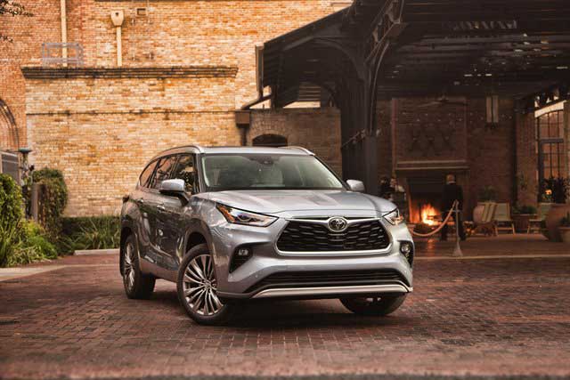 The Top 10 Best-Selling SUVs in the U.S. in 2020: #6. Toyota Highlander