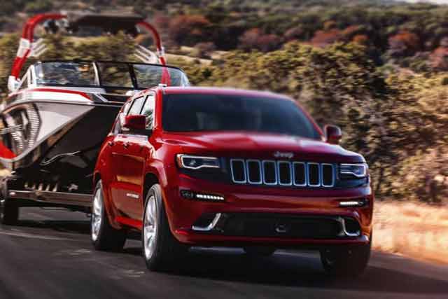The 5 Best SUVs for Towing a Boat: Jeep Grand Cherokee