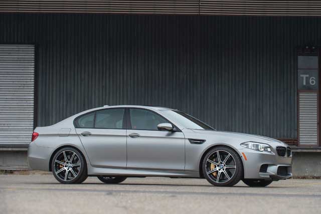 Top 6 Fastest BMW Cars of All Time: M5 30
