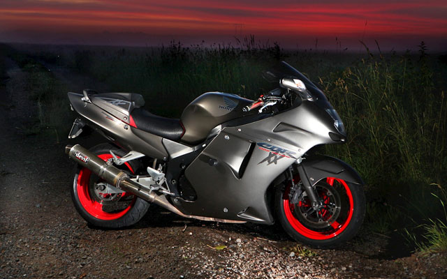 Honda CBR1100XX