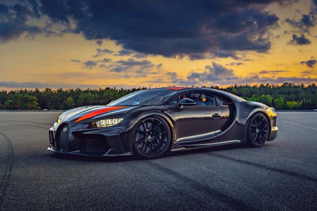 Fastest Street-legal Cars: Bugatti Chiron Super Sport 300+