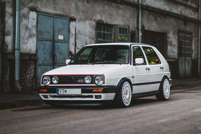 The 10 Greatest Hot Hatchbacks of All Time: #1. Volkswagen Golf GTI Mk2