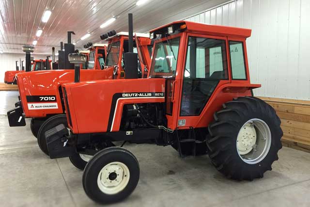 Iconic Colors of Tractor Brands: Allis-Chalmers (Orange)