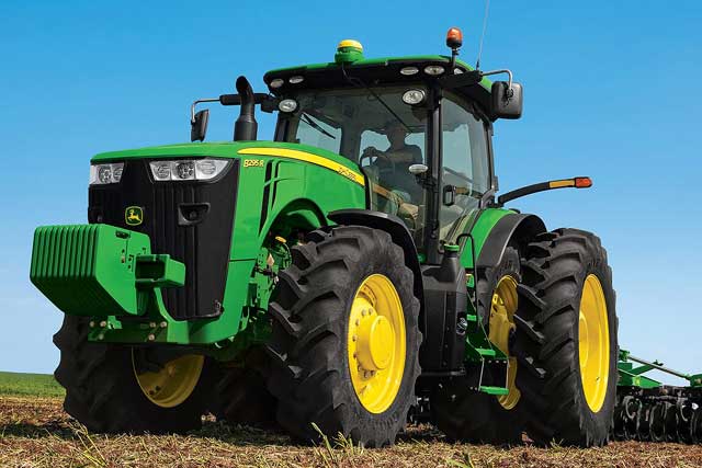 Iconic Colors of Tractor Brands: John Deere (Green and Yellow)