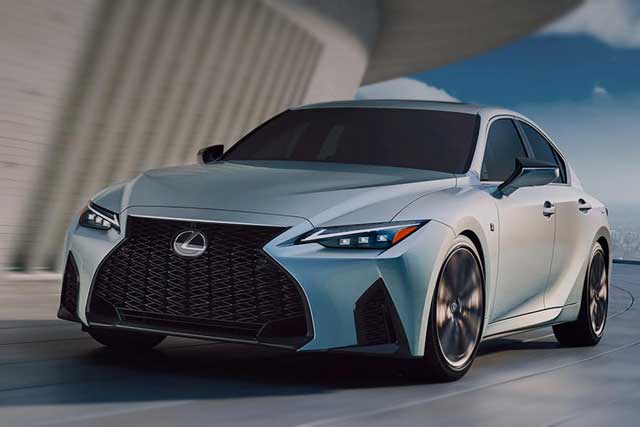 Lexus vs. BMW: Which One is Better? Lexus