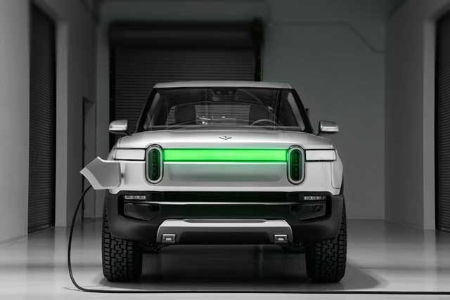 The 10 Most Anticipated All-Electric SUVs for 2022: 10. Rivian R1S
