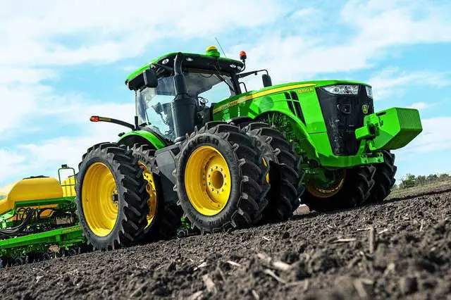 5 Most Reliable Tractor Brands: John Deere Tractors