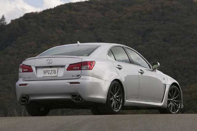 Lexus IS220