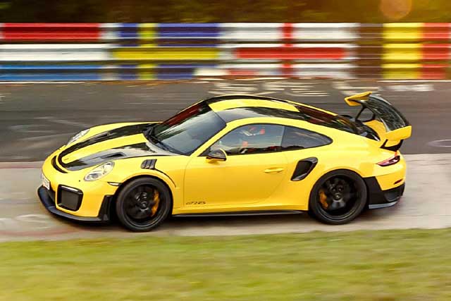 Porsche 911 GT2 RS