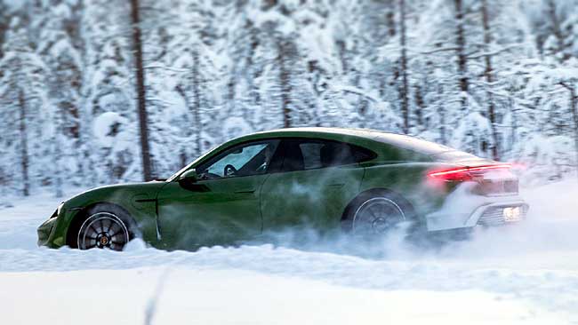 9 Best All-Wheel Drive (4WD) Electric Cars To Drive On Snow