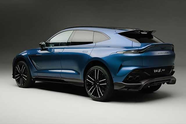 2022 Aston Martin DBX 707