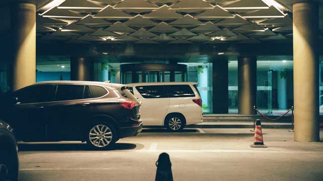 How Private Car Services Adapt to Changing Travel Needs